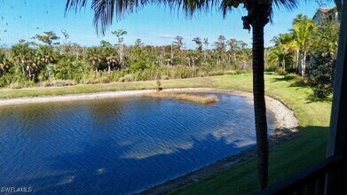 9816 Giaveno Cir in Naples, FL - Foto de edificio - Building Photo