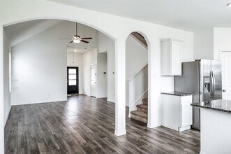 9011 Beacon Mill Dr in Cypress, TX - Building Photo - Building Photo