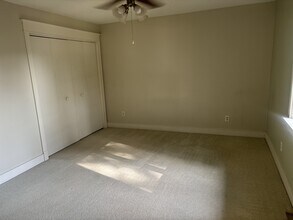 3216 Bowling St SW in Cedar Rapids, IA - Building Photo - Building Photo