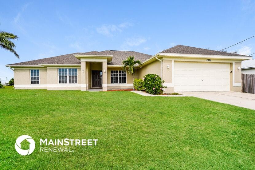 2920 NE 3rd Ave in Cape Coral, FL - Building Photo