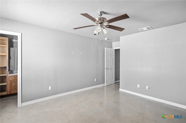 property at 1409 Natchez Trail