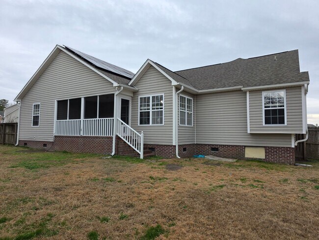 104 Londonberry Ln in Jacksonville, NC - Building Photo - Building Photo