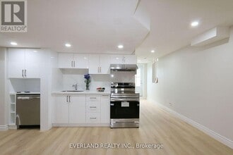 38 Kimberly Ct in Richmond Hill, ON - Building Photo - Building Photo