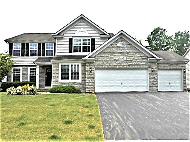 property at 6185 Champions Dr