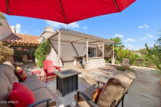 37300 N Tom Darlington Dr in Carefree, AZ - Building Photo - Building Photo