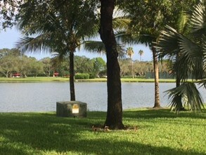 112 Club Dr, Unit 112 in Palm Beach Gardens, FL - Building Photo - Building Photo