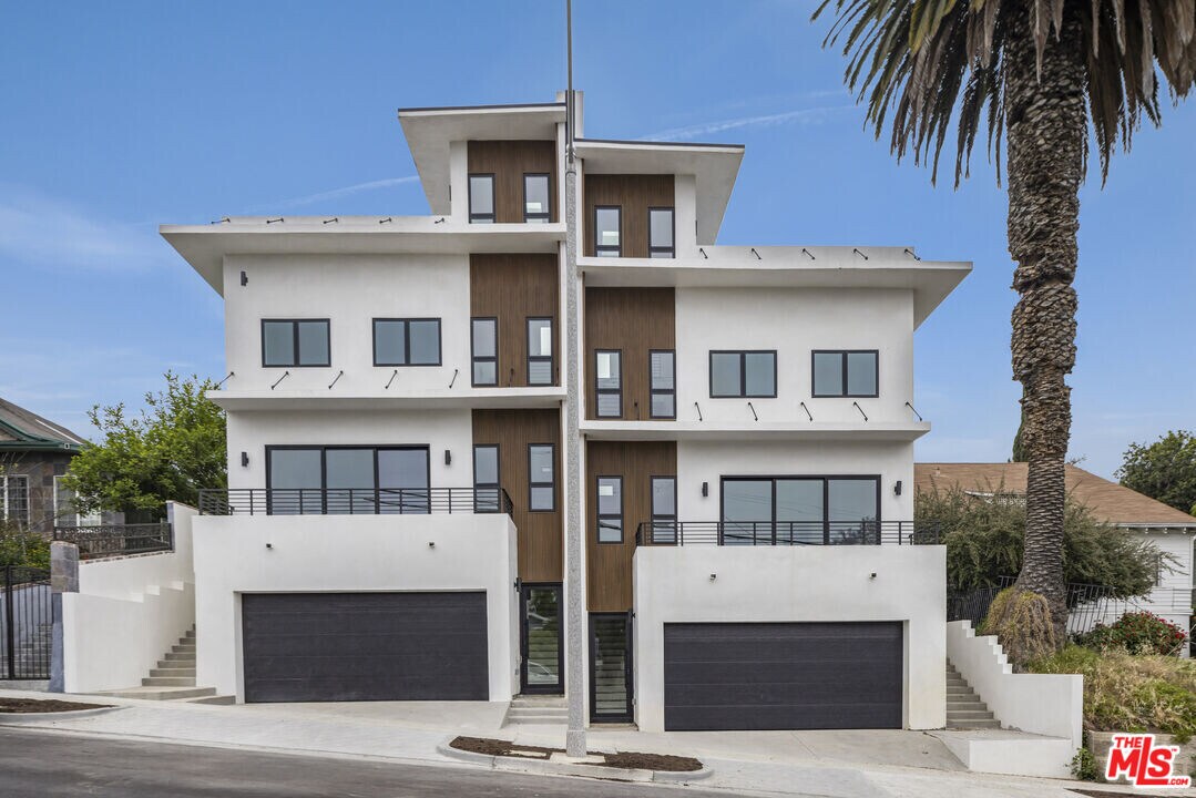 2001 Bellevue Ave in Los Angeles, CA - Building Photo