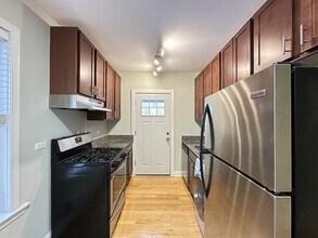 550 Chestnut St in Winnetka, IL - Building Photo - Building Photo