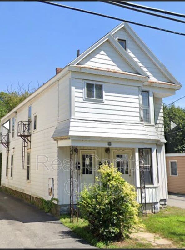 property at 1043 Helderberg Ave
