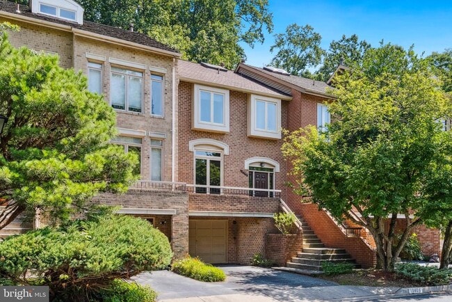 property at 10905 Whiterim Dr
