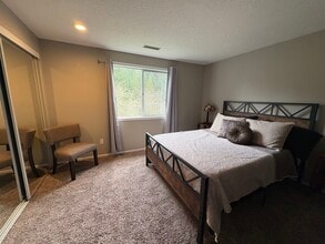 7766 SW Bayberry Dr in Aloha, OR - Building Photo - Building Photo