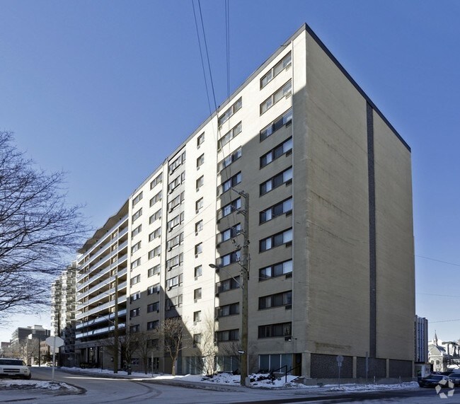 The Carson in Ottawa, ON - Building Photo - Building Photo