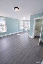 21 Pearl St in Torrington, CT - Building Photo - Building Photo