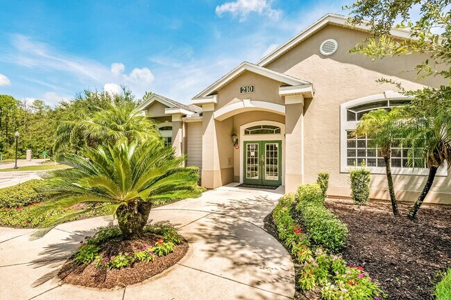Whispering Woods Apartments in St. Augustine, FL - Building Photo - Building Photo