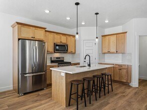 866 North St in Saratoga Springs, UT - Building Photo - Building Photo