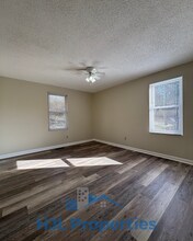 225 Barker Rd in Nashville, TN - Building Photo - Building Photo