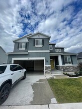 87 E 460 N, Unit Downstairs Bedroom 1 in Vineyard, UT - Building Photo - Building Photo