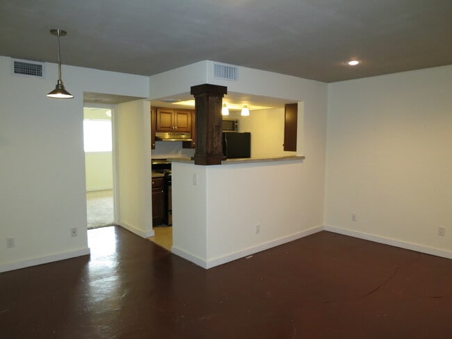 property at 4107 Avondale Ave