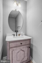 5918 Jefferson Commons Way in Frederick, MD - Foto de edificio - Building Photo