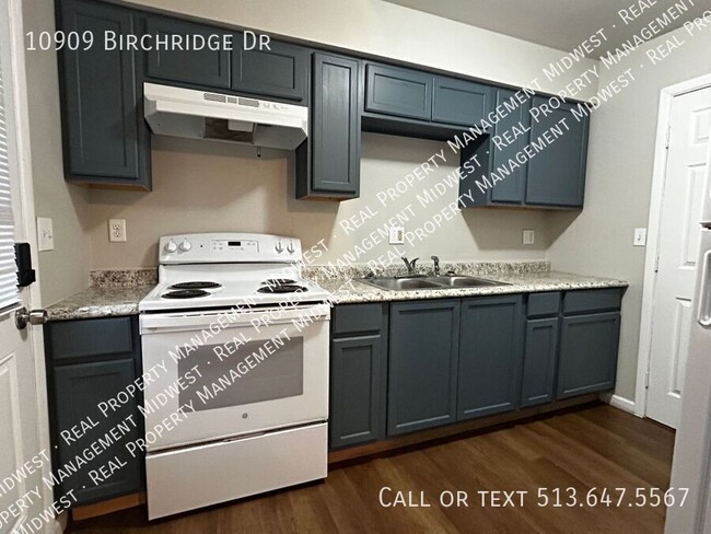 10909 Birchridge Dr in Cincinnati, OH - Building Photo - Building Photo