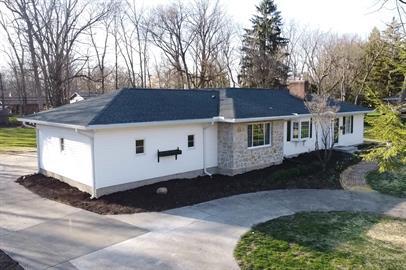 4823 Glenmina Dr in Dayton, OH - Building Photo