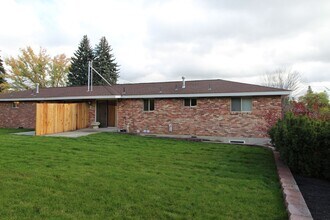 9715 N Stevens St in Spokane, WA - Building Photo - Building Photo