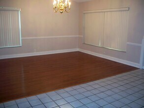 14804 Dartmoor Ln in Tampa, FL - Building Photo - Building Photo