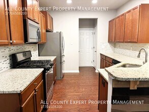 157 Townview Dr in Woodstock, GA - Building Photo - Building Photo