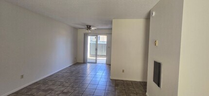 7836 Camino Raposa in San Diego, CA - Building Photo - Building Photo