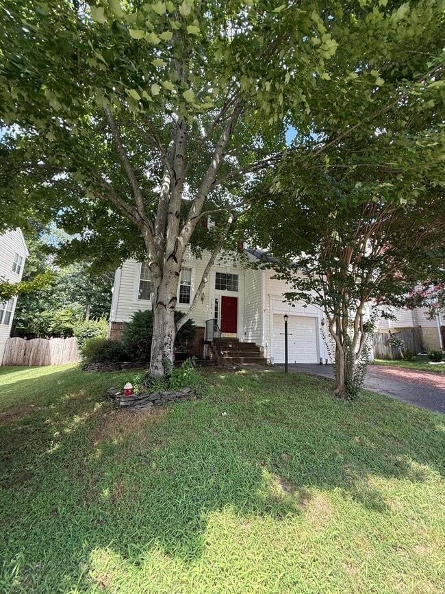 property at 5106 Higgins Dr