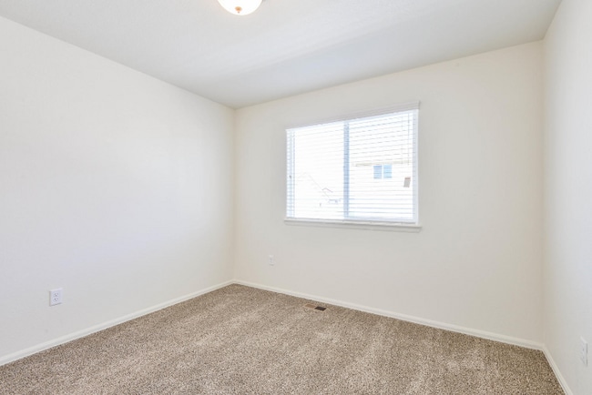 8815 16th St in Greeley, CO - Foto de edificio - Building Photo