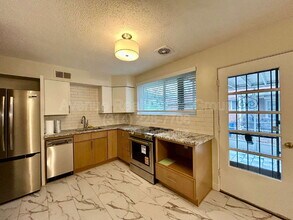 1411 Midland Blvd in University City, MO - Building Photo - Building Photo