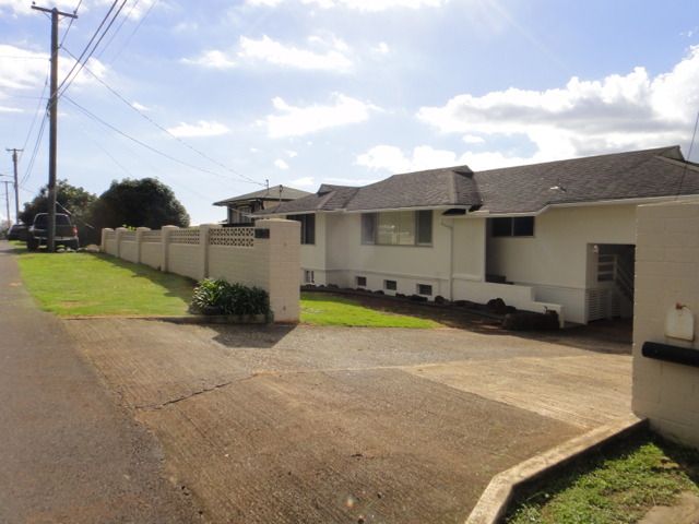 property at 99-679-679 Halawa Dr