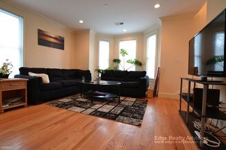 15 Sparhawk St in Boston, MA - Building Photo - Building Photo