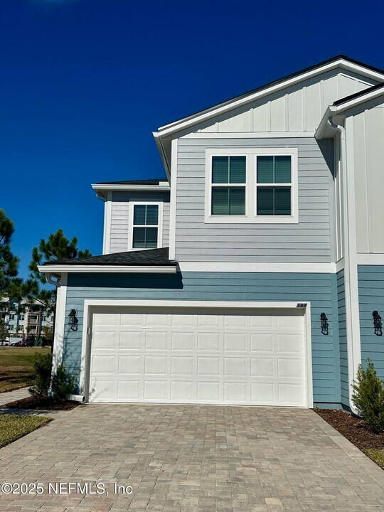 181 Brandon Lks Dr in St. Augustine, FL - Building Photo