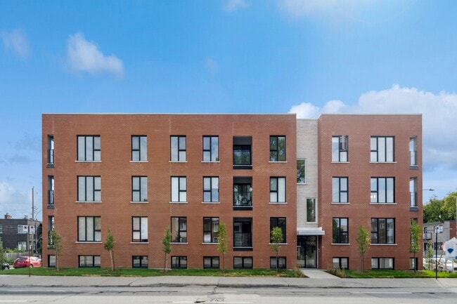 9510 Notre-Dame Rue E