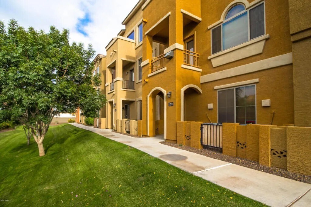 900 S 94th St, Unit 1201 in Chandler, AZ - Foto de edificio