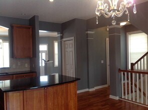 49 4th Ave N, Unit 1 in Minneapolis, MN - Foto de edificio - Building Photo