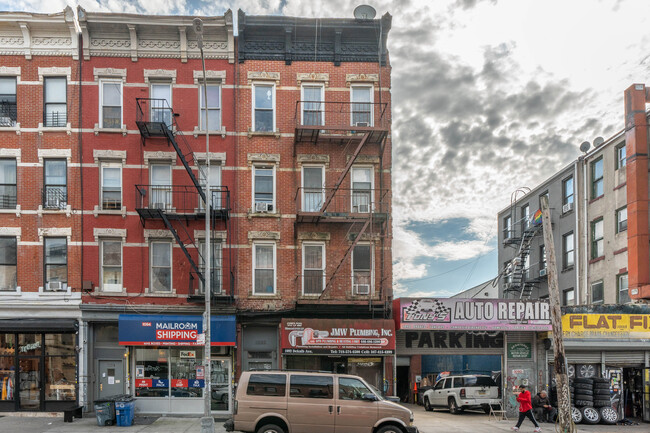 1092 DeKalb Ave in Brooklyn, NY - Building Photo - Building Photo