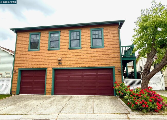 1136 Taraya Terrace in Hercules, CA - Building Photo - Building Photo
