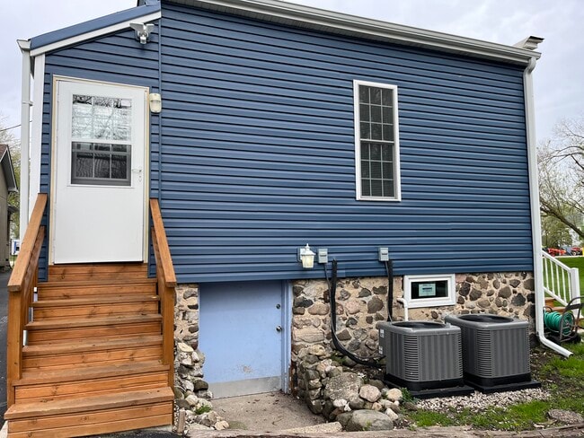 11323 Fox River Rd, Unit #1