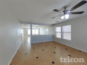 6327 W Fawn Dr in Phoenix, AZ - Building Photo - Building Photo