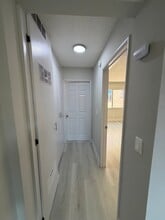 4265 S Hoover St, Unit 4 in Los Angeles, CA - Building Photo - Building Photo