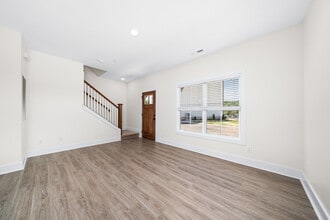 1422 Spring Pointe Ln in Cookeville, TN - Building Photo - Building Photo