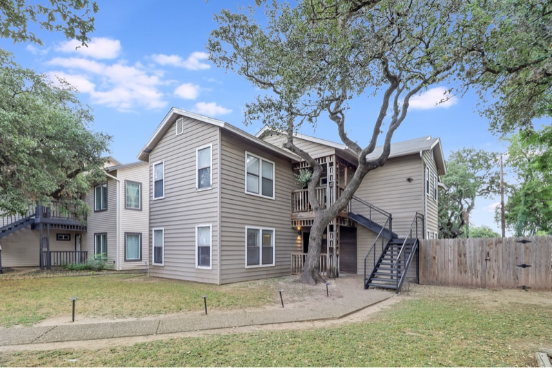 1805 Bouldin Ave in Austin, TX - Building Photo