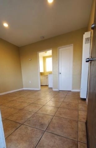 105 E 8th St, Unit A