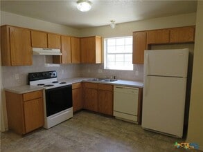 4002 Gus Dr in Killeen, TX - Building Photo - Building Photo