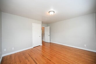 203 Loraine Ave in Cincinnati, OH - Building Photo - Building Photo