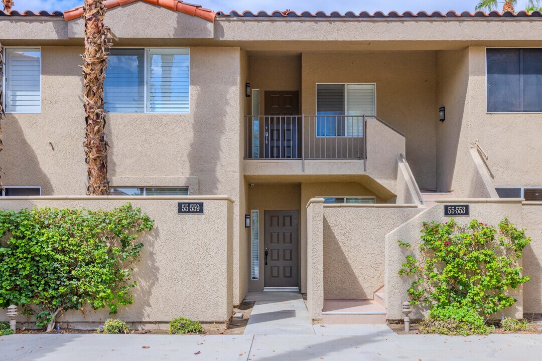 55559 Winged Foot in La Quinta, CA - Building Photo