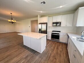 24054 Kerrigan Dr in Menifee, CA - Building Photo - Building Photo